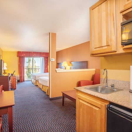 Holiday Inn Express Hotel & Suites Richland Exteriör bild