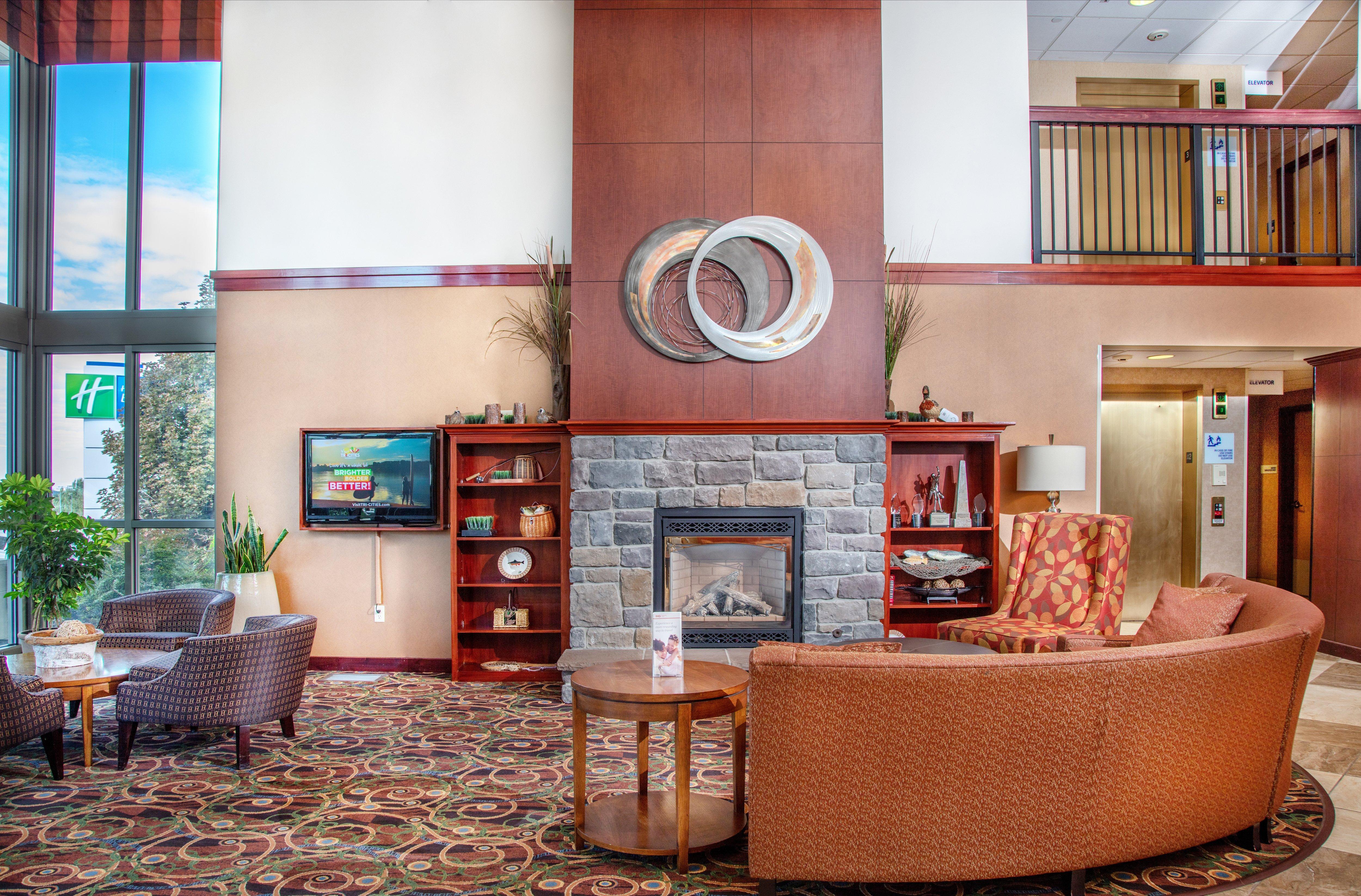 Holiday Inn Express Hotel & Suites Richland Exteriör bild
