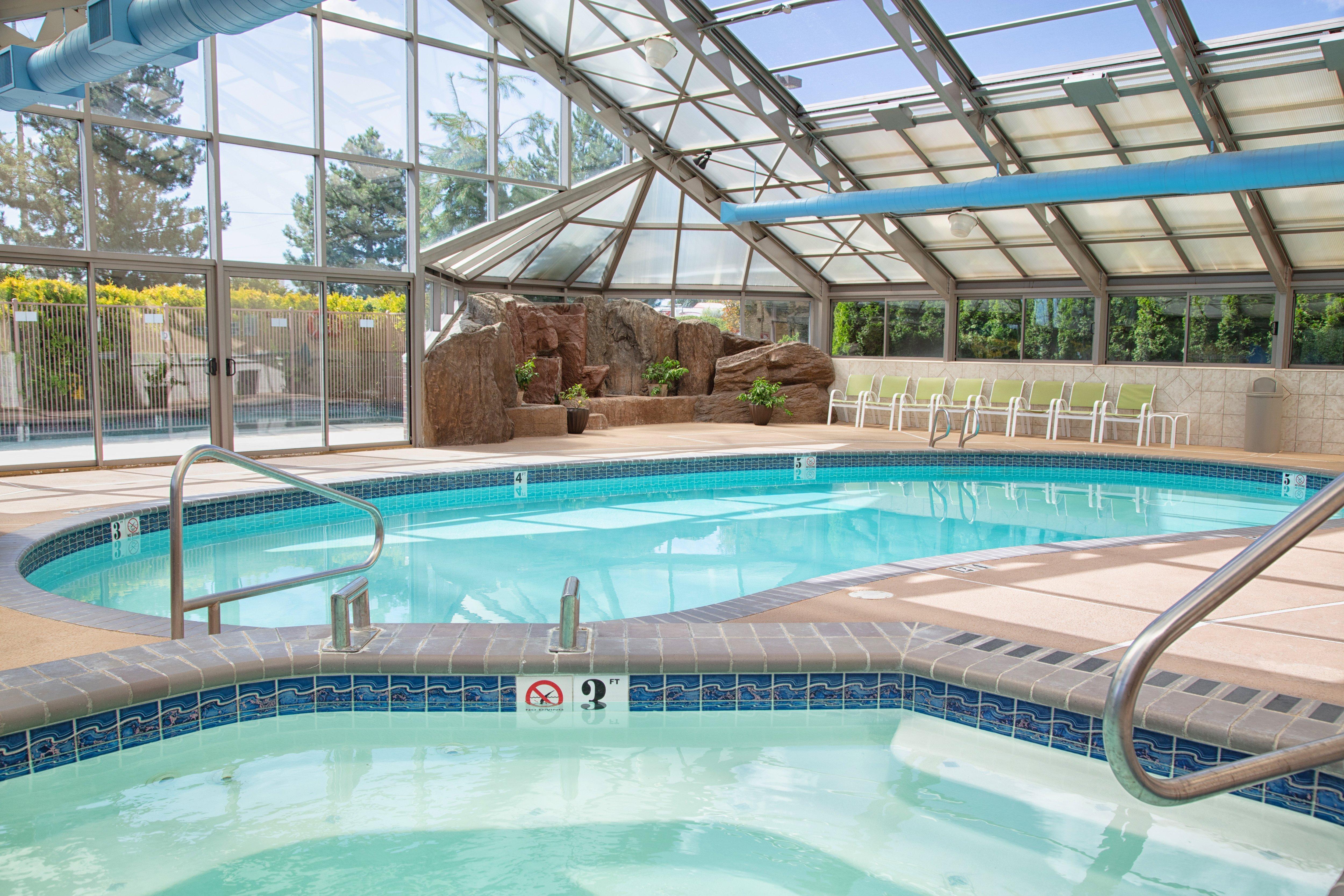 Holiday Inn Express Hotel & Suites Richland Exteriör bild