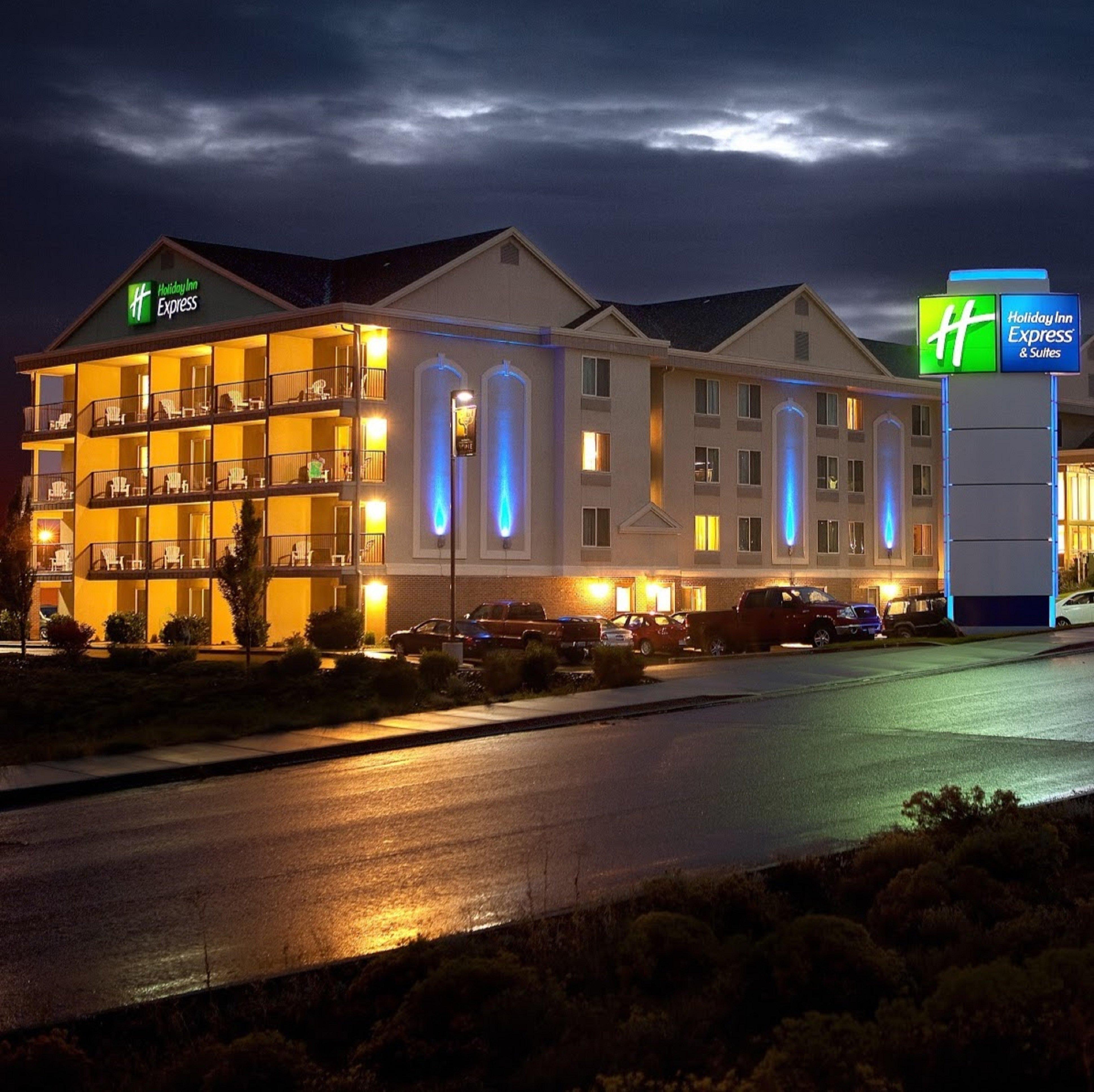 Holiday Inn Express Hotel & Suites Richland Exteriör bild
